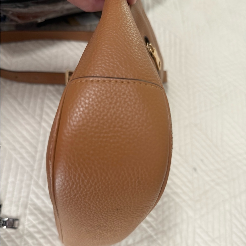 Coach cross body bag - Picture 3 of 8